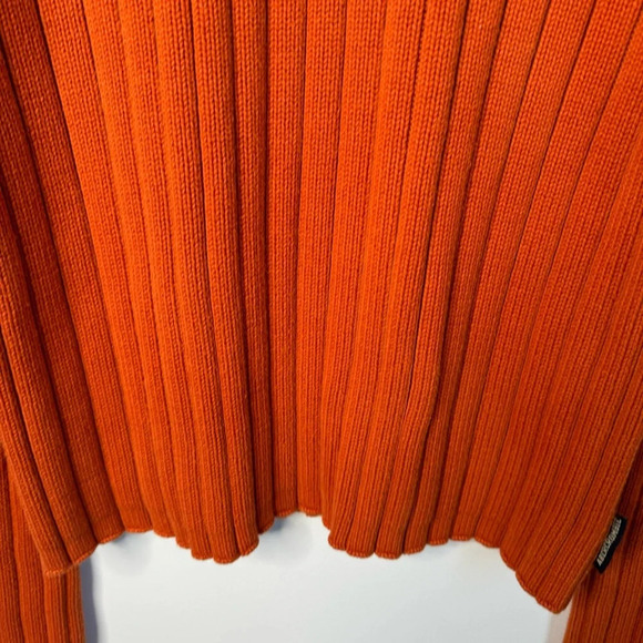 Abercrombie & Fitch Men’s Y2K Orange Ribbed Cotton V-neck Moose Logo Sweater - Picture 7 of 11